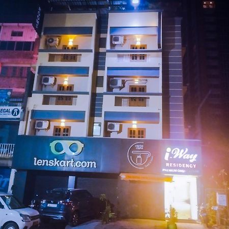 Hotel I-Way Residency Perungudi Madras Buitenkant foto